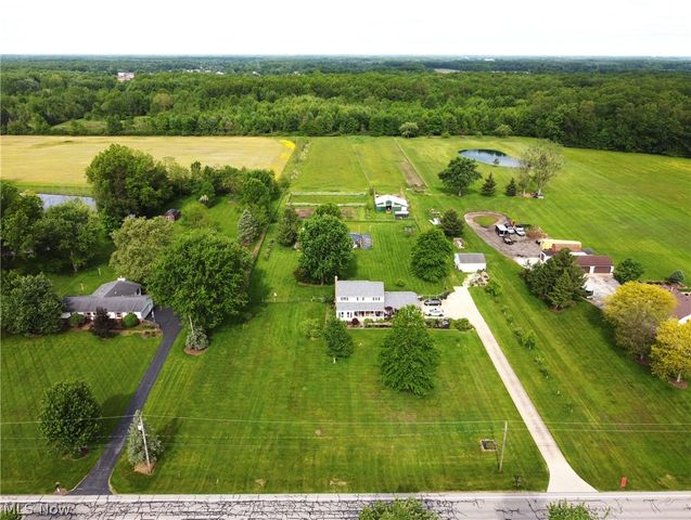 11690 Island Road, Grafton, OH 44044