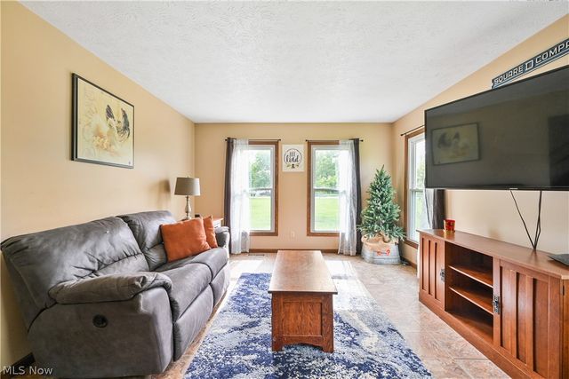 11690 Island Road, Grafton, OH 44044