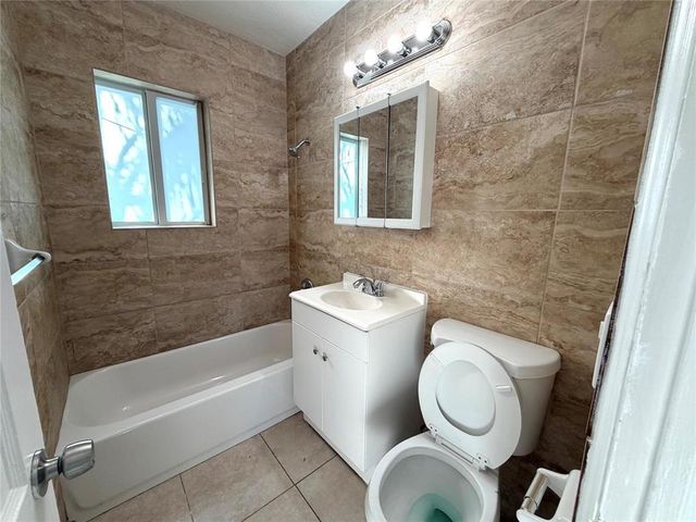 1143 NE 16th Terrace, Fort Lauderdale, FL 33304