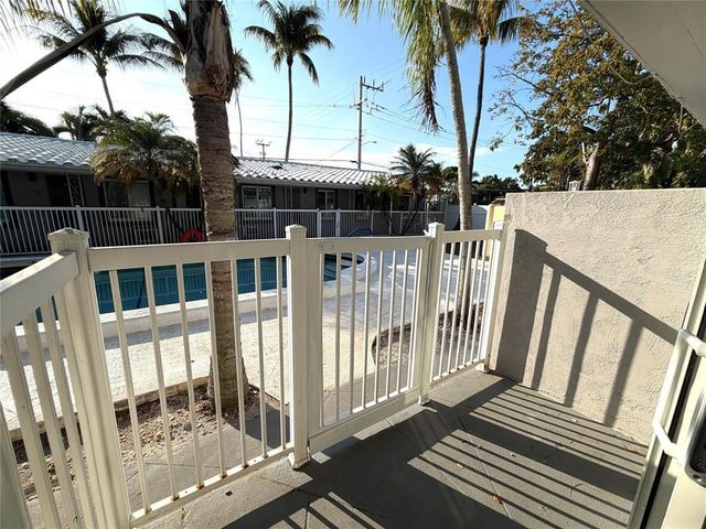 1143 NE 16th Terrace, Fort Lauderdale, FL 33304