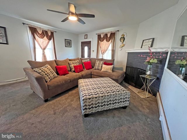 4129 GARRETT RD, Drexel Hill, PA 19026