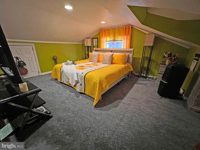 4129 GARRETT RD, Drexel Hill, PA 19026