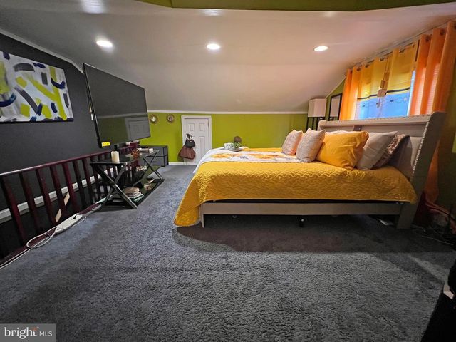 4129 GARRETT RD, Drexel Hill, PA 19026