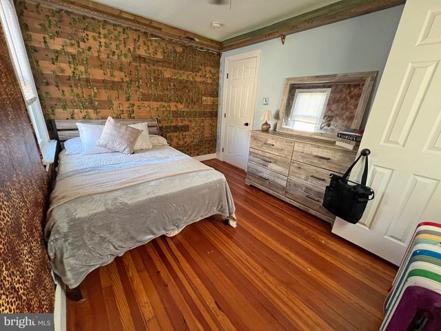 4129 GARRETT RD, Drexel Hill, PA 19026