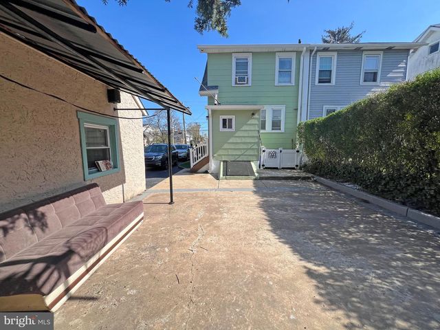 4129 GARRETT RD, Drexel Hill, PA 19026