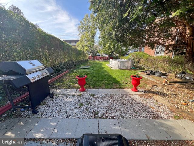 4129 GARRETT RD, Drexel Hill, PA 19026