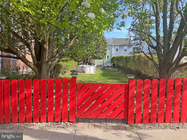 4129 GARRETT RD, Drexel Hill, PA 19026