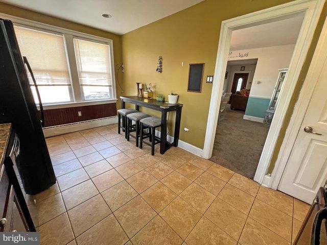 4129 GARRETT RD, Drexel Hill, PA 19026