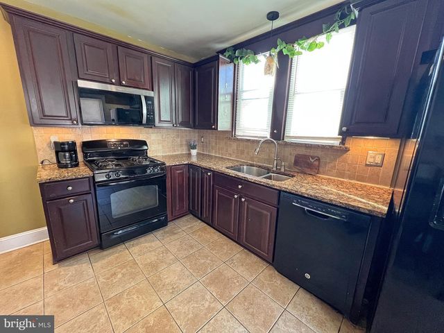 4129 GARRETT RD, Drexel Hill, PA 19026