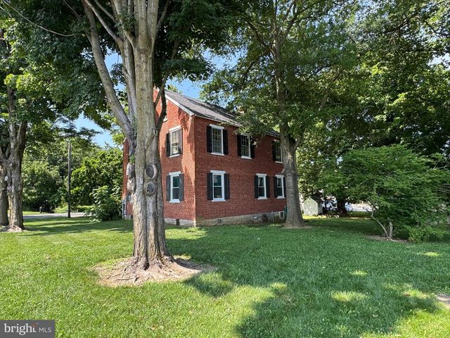 3683 MARIETTA AVE, Columbia, PA 17512