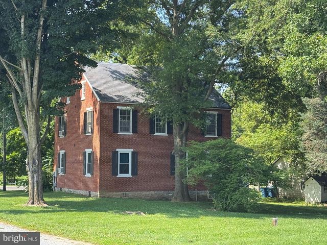 3683 MARIETTA AVE, Columbia, PA 17512