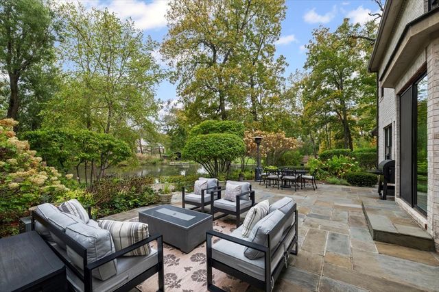 625 Leland Court, Lake Forest, IL 60045