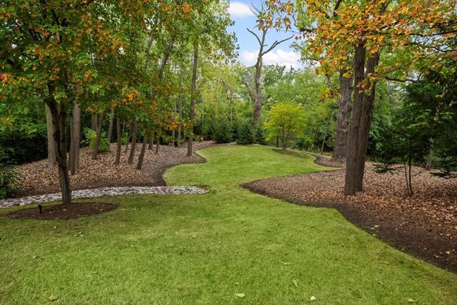 625 Leland Court, Lake Forest, IL 60045