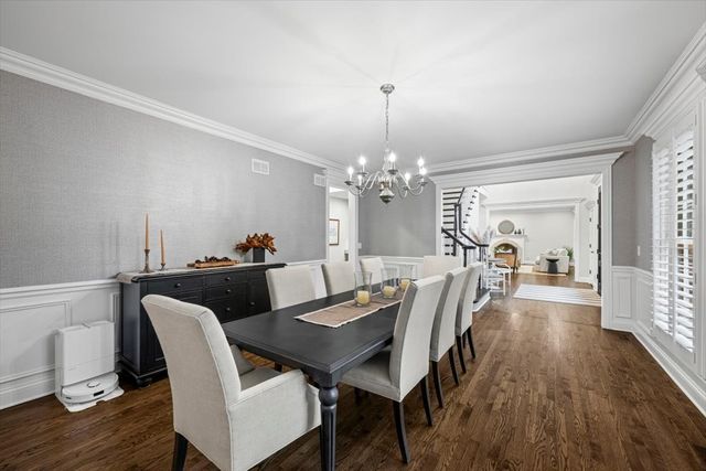 625 Leland Court, Lake Forest, IL 60045