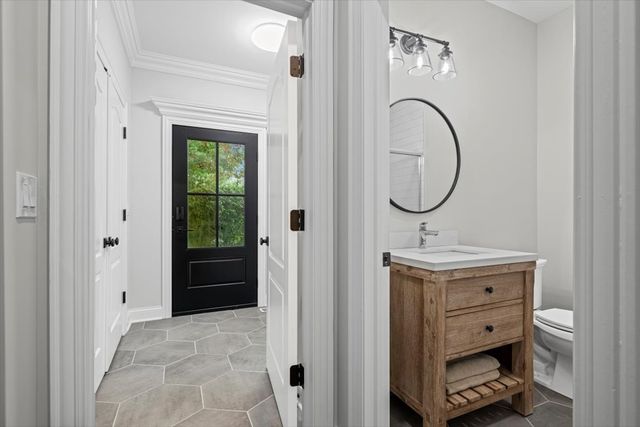 625 Leland Court, Lake Forest, IL 60045