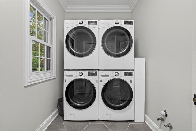 625 Leland Court, Lake Forest, IL 60045