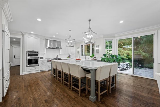 625 Leland Court, Lake Forest, IL 60045