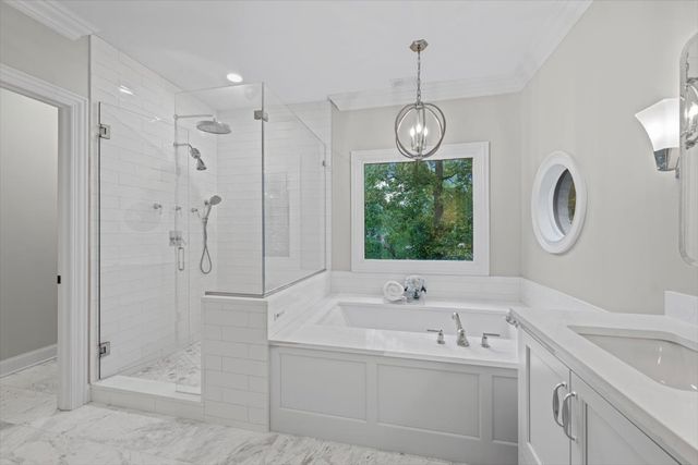 625 Leland Court, Lake Forest, IL 60045