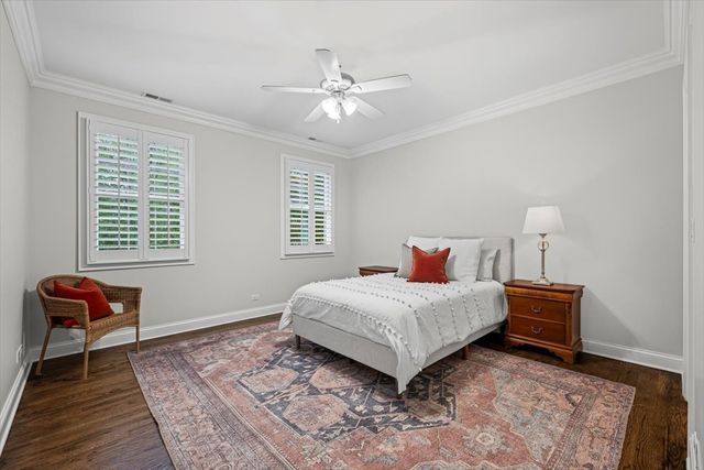 625 Leland Court, Lake Forest, IL 60045