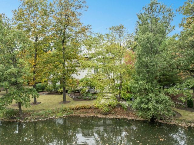 625 Leland Court, Lake Forest, IL 60045