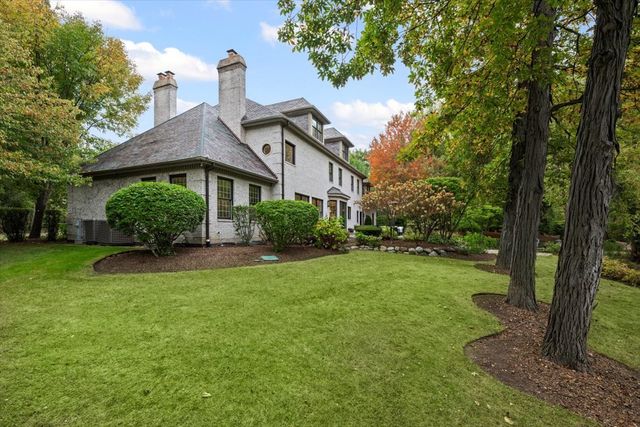 625 Leland Court, Lake Forest, IL 60045