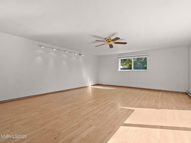 2541 Brentwood Drive, Carson City, NV 89701