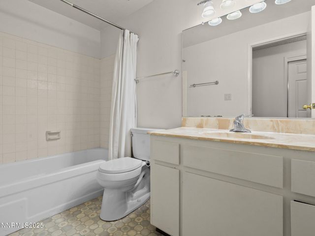 2541 Brentwood Drive, Carson City, NV 89701