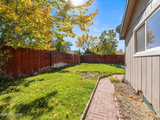 2541 Brentwood Drive, Carson City, NV 89701