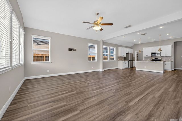 12142 Casparis, San Antonio, TX 78254