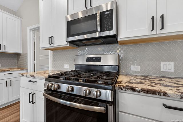 12142 Casparis, San Antonio, TX 78254