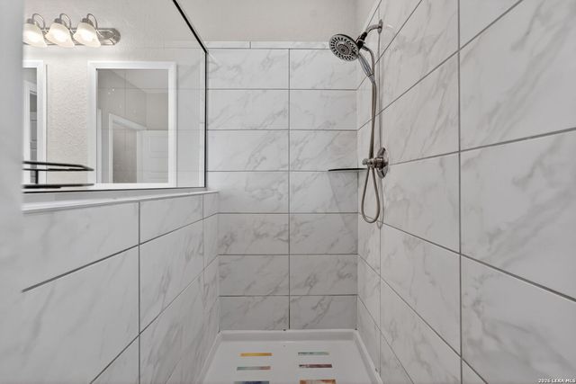 12142 Casparis, San Antonio, TX 78254