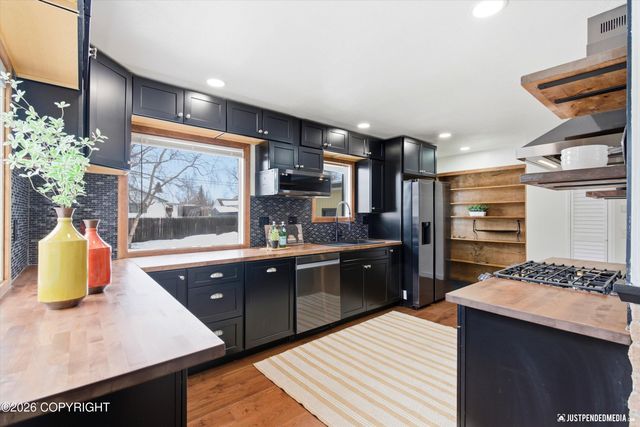 2304 McKinley Avenue, Anchorage, AK 99517