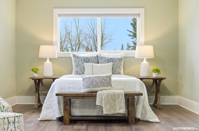 2304 McKinley Avenue, Anchorage, AK 99517