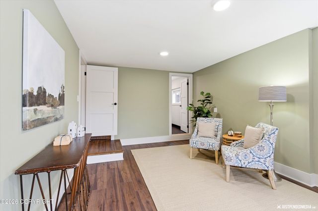 2304 McKinley Avenue, Anchorage, AK 99517