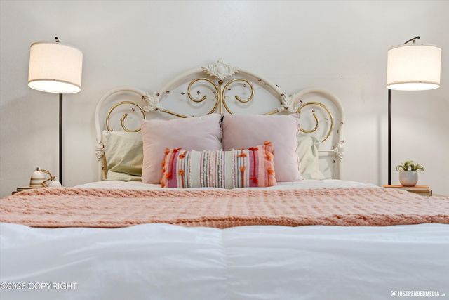 2304 McKinley Avenue, Anchorage, AK 99517