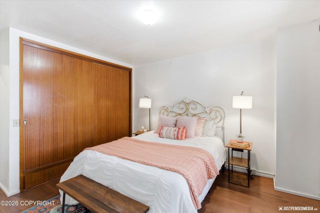 2304 McKinley Avenue, Anchorage, AK 99517