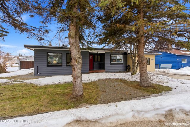 2304 McKinley Avenue, Anchorage, AK 99517