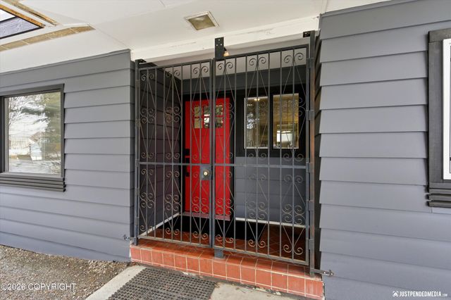 2304 McKinley Avenue, Anchorage, AK 99517