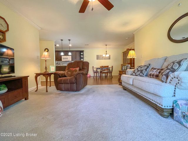 10502 Southern Meadows Dr, 103, Louisville, KY 40241
