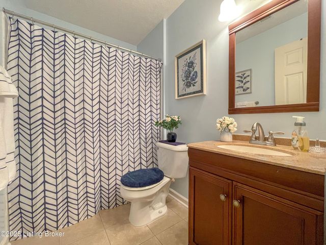 10502 Southern Meadows Dr, 103, Louisville, KY 40241