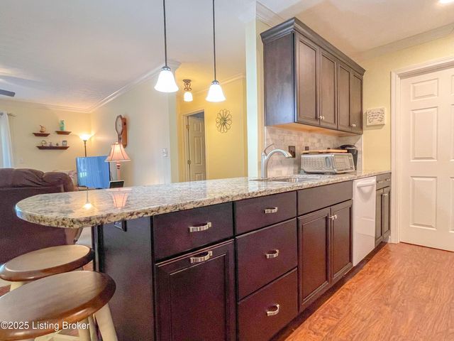 10502 Southern Meadows Dr, 103, Louisville, KY 40241