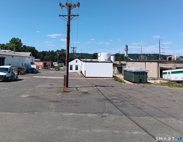 112 Porter Street, Waterbury, CT 06708