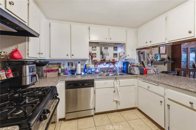 8439 Sunset Trail B, Rancho Cucamonga, CA 91730