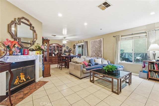 8439 Sunset Trail B, Rancho Cucamonga, CA 91730