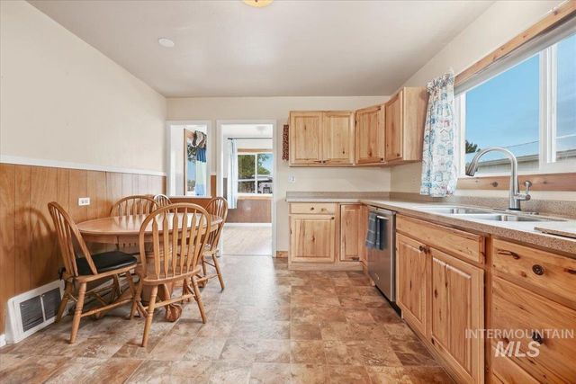 2909 Port Street, Nampa, ID 83687