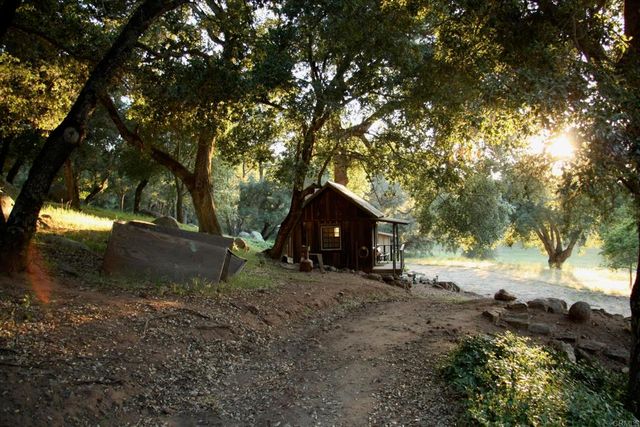 28843 Angel Mountain Road, Santa Ysabel, CA 92070