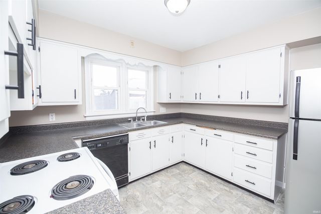 2110 Carlisle Road, West Lafayette, IN 47906