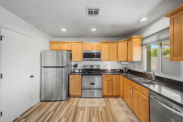 2053 E MINTON Drive, Tempe, AZ 85282