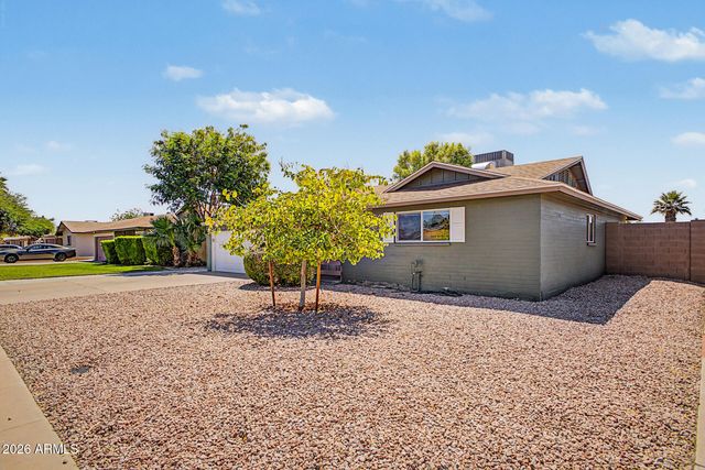 2053 E MINTON Drive, Tempe, AZ 85282