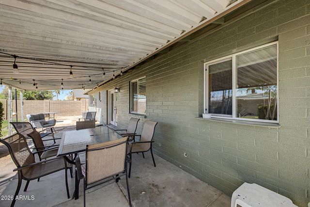 2053 E MINTON Drive, Tempe, AZ 85282